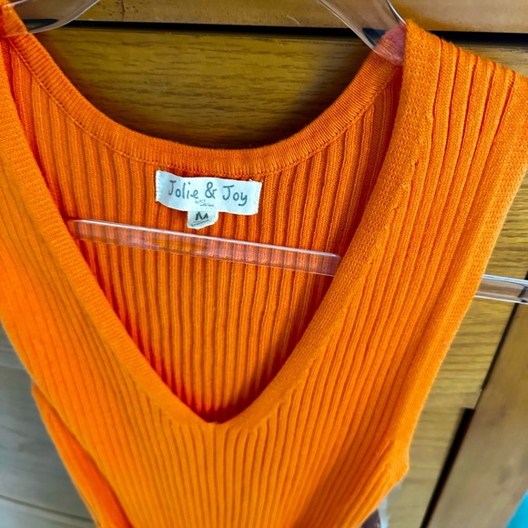 Jolie & Joy NWT orange,women’s M,rib knit belted dress, maxi, side slits, v-neck - Picture 10 of 10